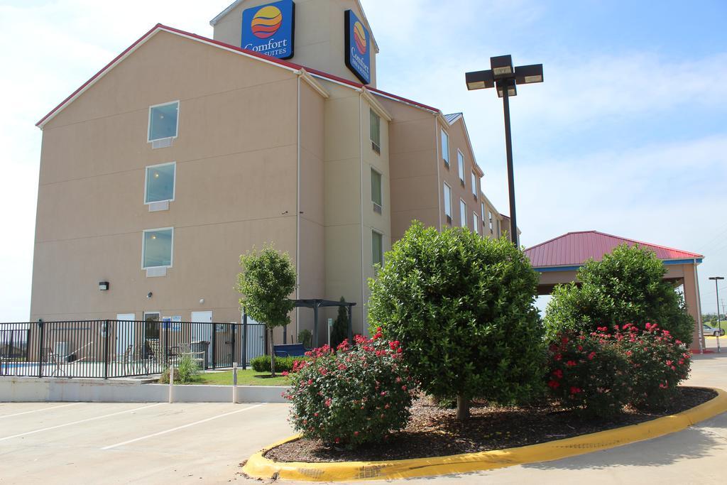 Comfort Inn & Suites Elk City Exteriör bild
