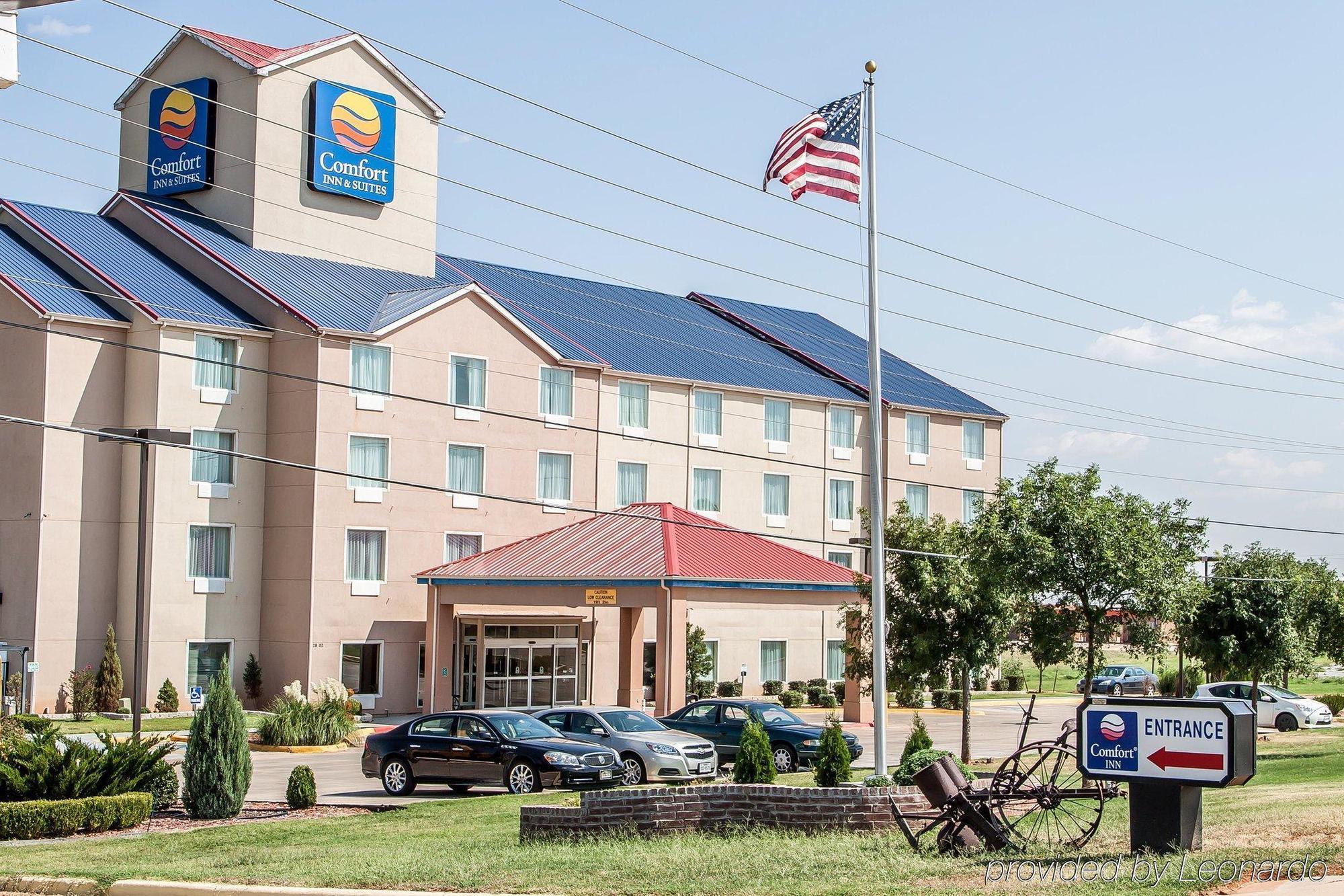 Comfort Inn & Suites Elk City Exteriör bild